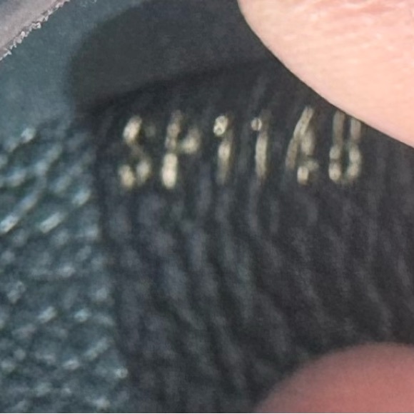 ❌SOLD❌Authentic Louis Vuitton Empriente Zoe Wallet - Picture 8 of 11